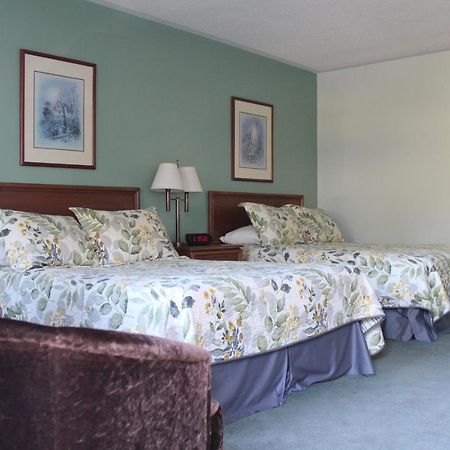 Voyageur Motel Ярмут Экстерьер фото